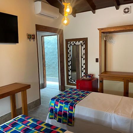 Hotel Village Enseada 우바투바 외부 사진